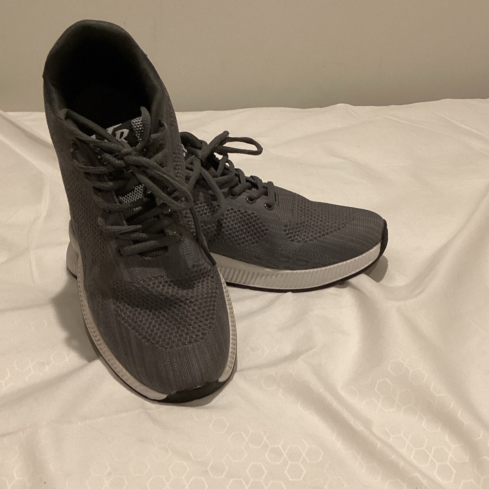 Conzuri Steel Runners 2.4 inch lift/heightening Athletic Shoes with a boost